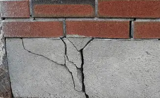Concrete foundation with serious structural damage in Duluth, MN